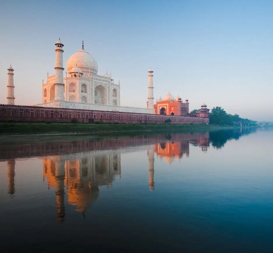Day 4: Vrindavan – Agra (Approx. 1.5 hrs) Day 4: Vrindavan – Agra (Approx. 1.5 hrs)