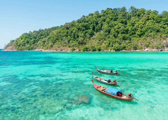 An Ideal Getaway to Phuket & Bangkok